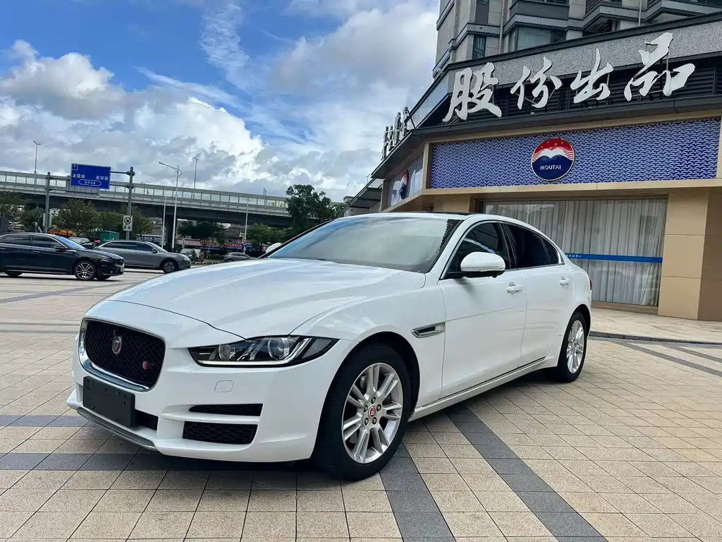 Jaguar XEL