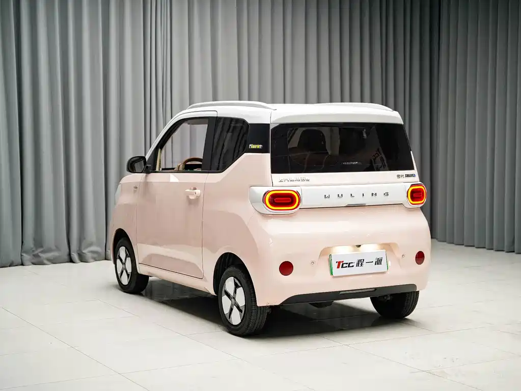 Wuling MINIEV — миниатюра 9