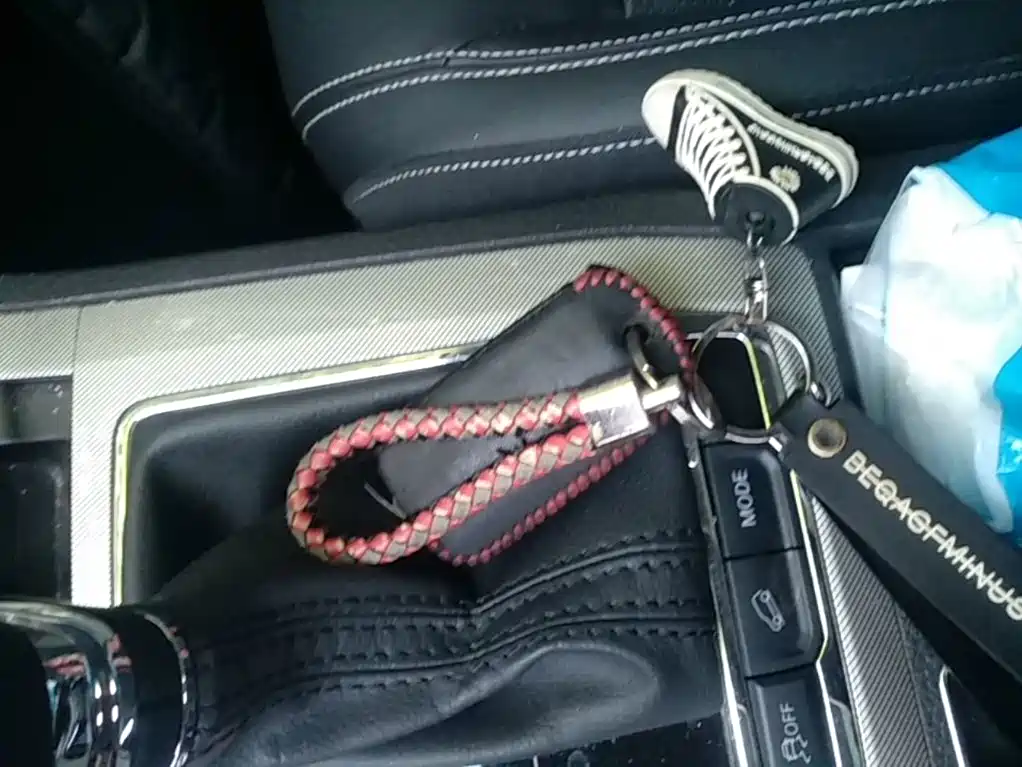 Roewe RX5 New Energy — миниатюра 9