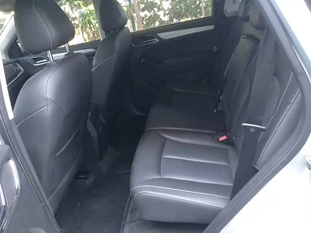 Roewe RX5 New Energy — миниатюра 17