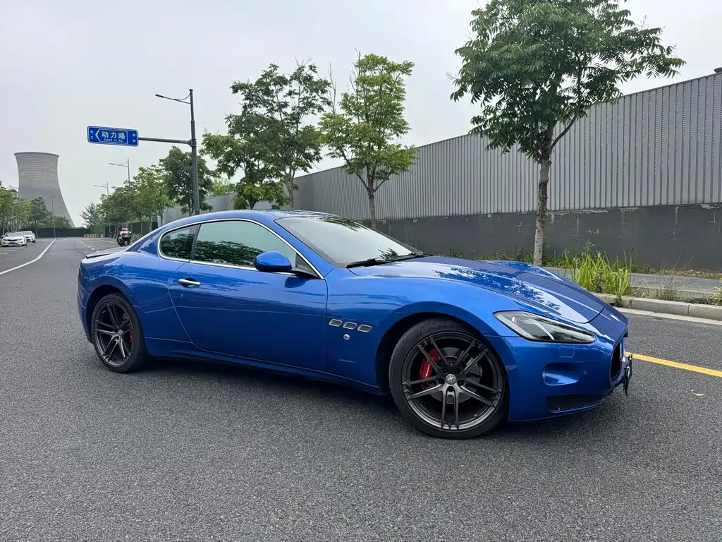 Maserati GranTurismo 2007 4.2L Standard