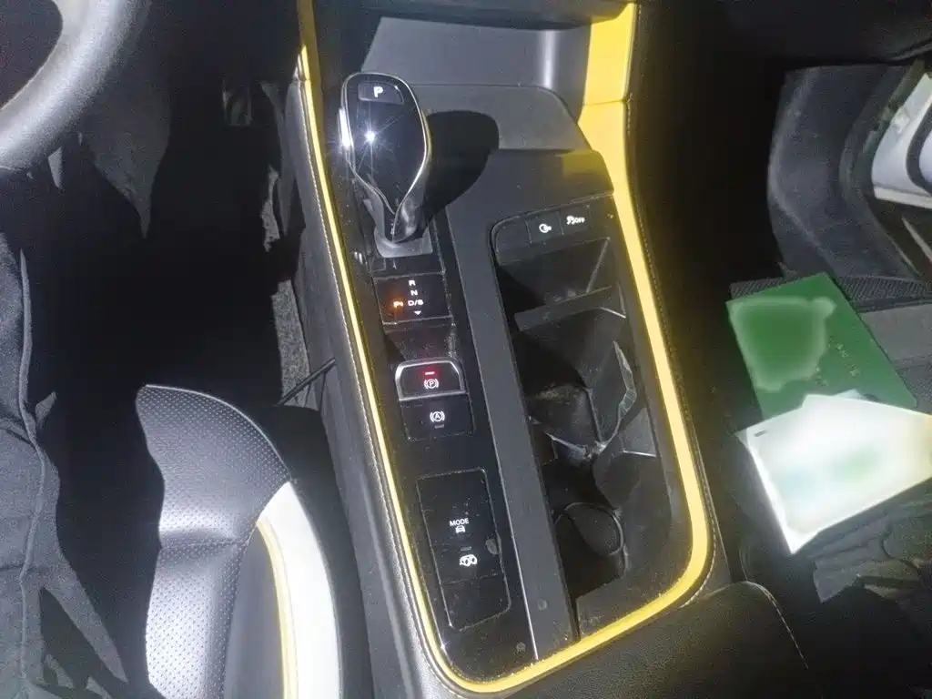 MG MG6 — миниатюра 7