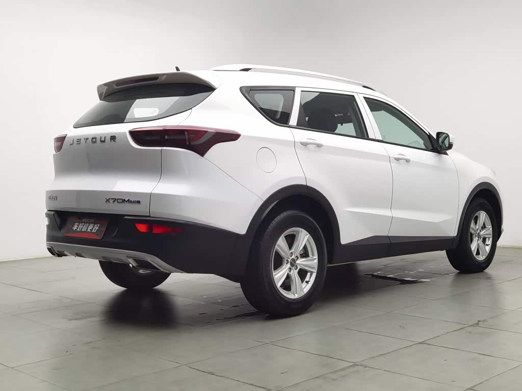 Jetour Jetour X70M 1.5 л 2023 г. Белый, пробег 38600 км