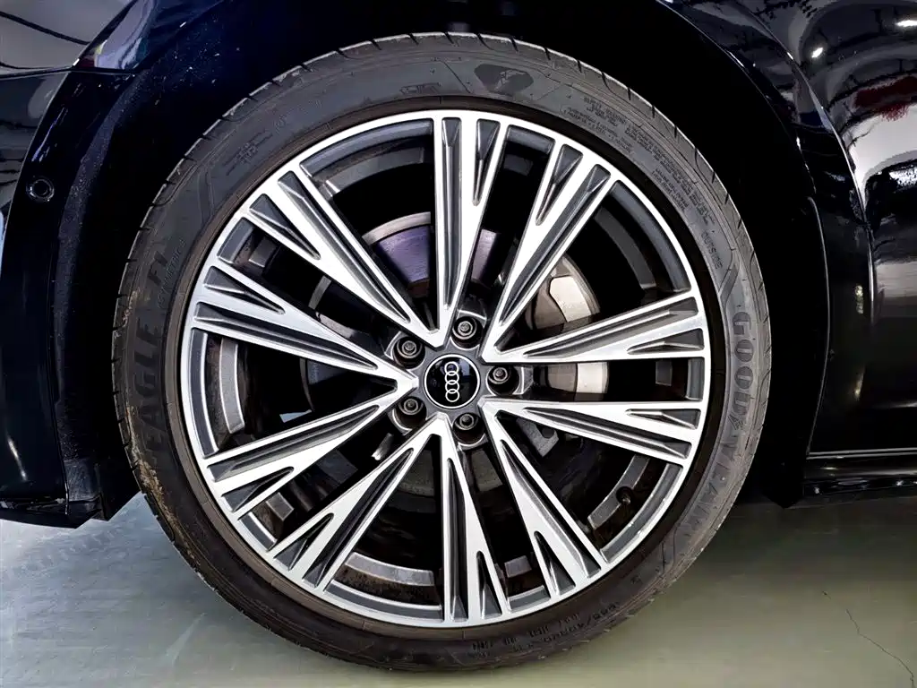 Audi A6L 2025 45 TFSI quattro