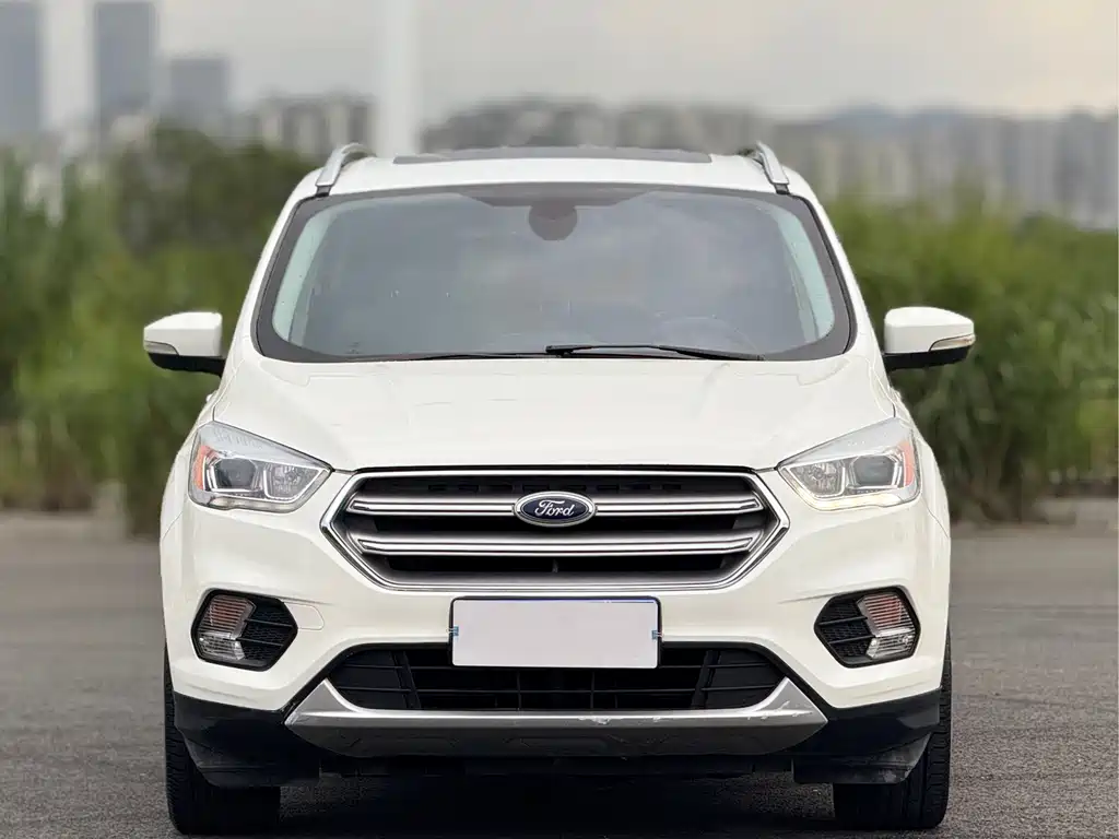 Ford Kuga — миниатюра 2