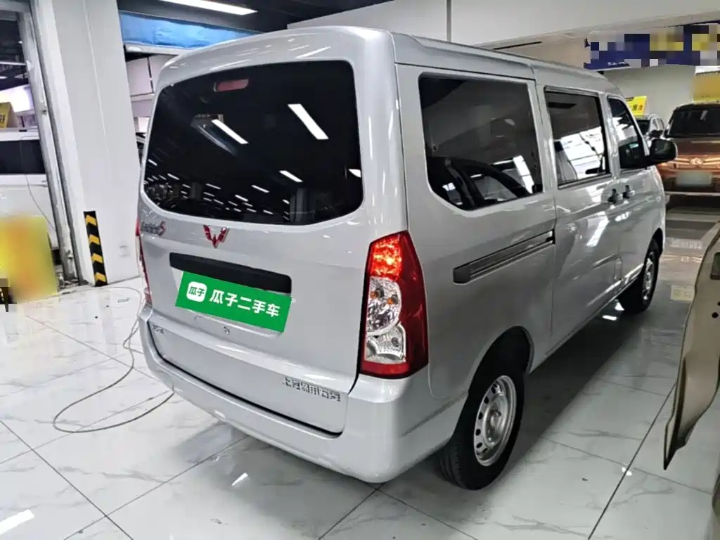 Wuling Rongguang S — миниатюра 7