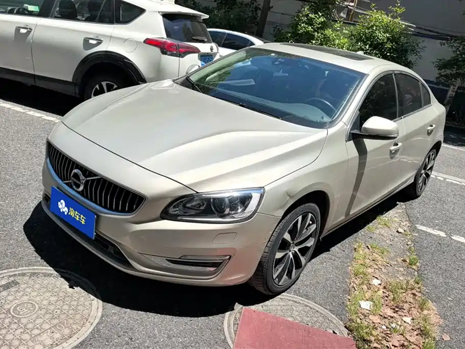 Volvo S60 2019