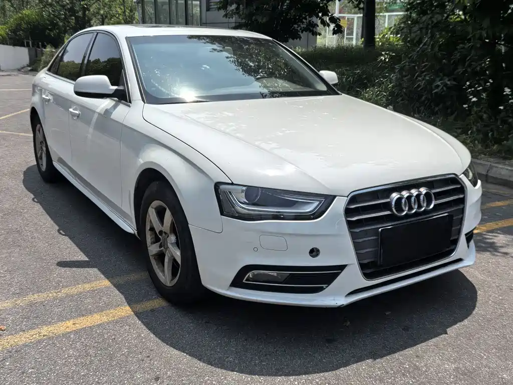 Купить Audi A4L