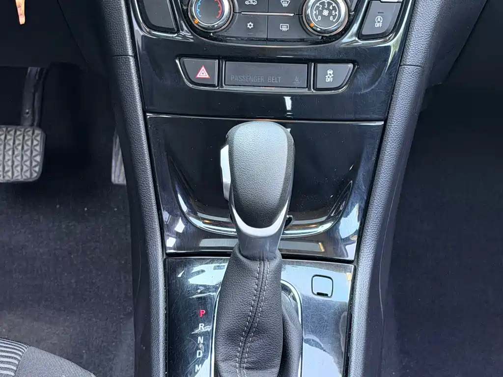 Buick Encore — миниатюра 10