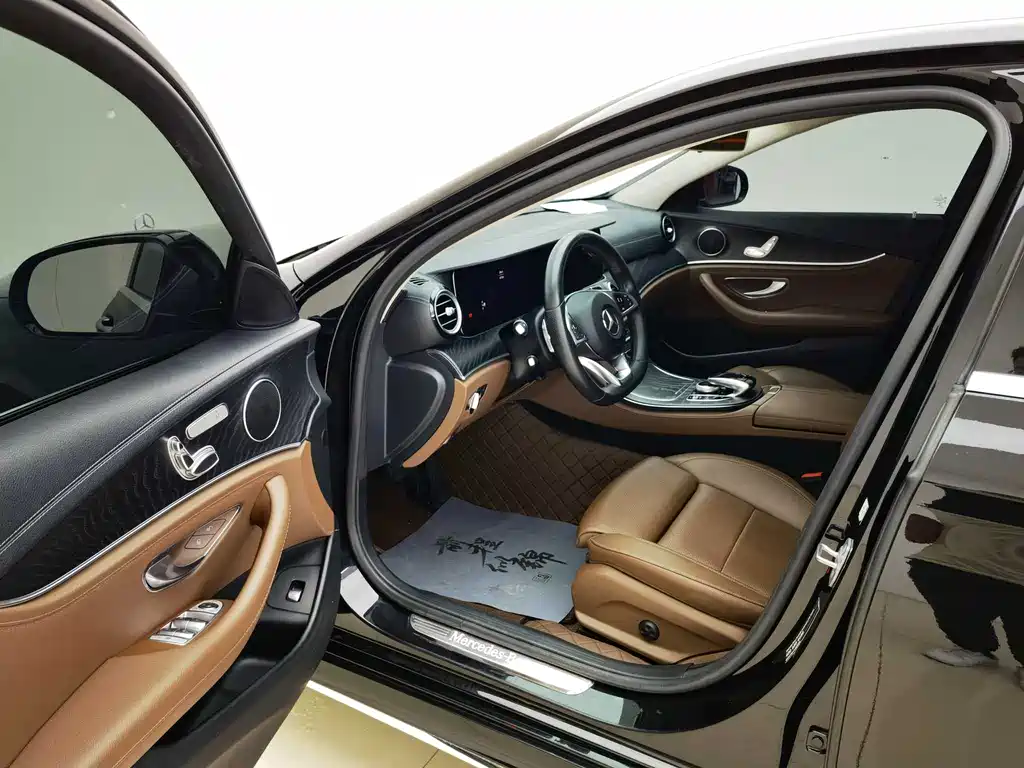 Mercedes-Benz E-Class E 2018 E 200 L Sport