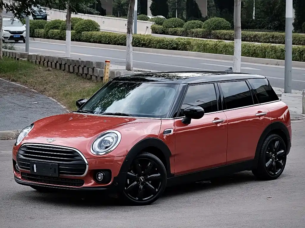 MINI CLUBMAN