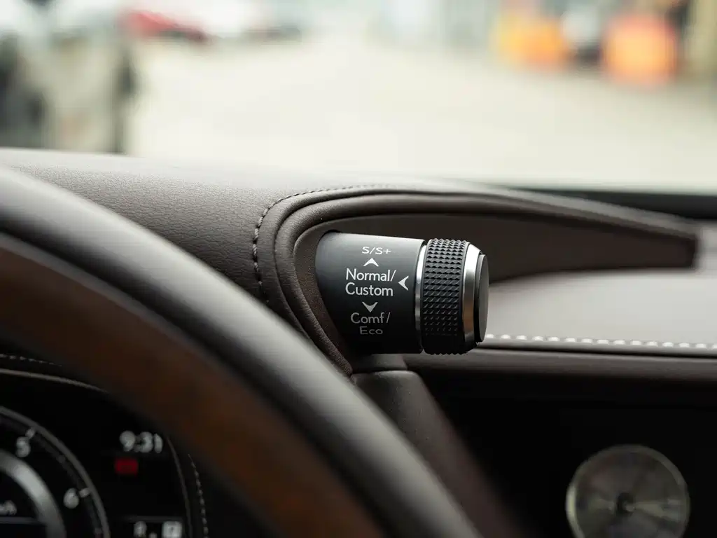 Lexus LS — миниатюра 23