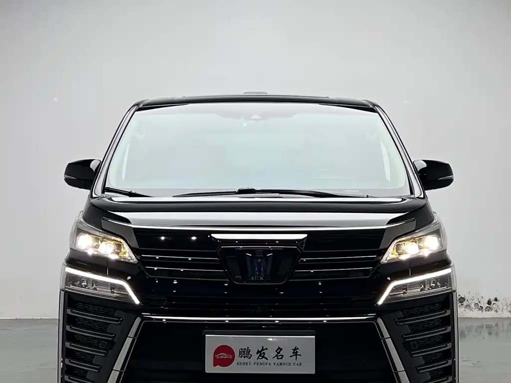 Toyota Vellfire — миниатюра 2