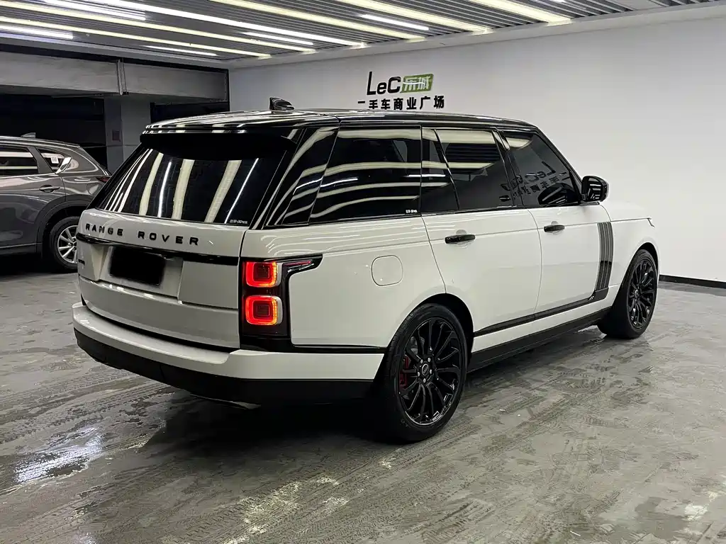 Land Rover Range Rover — миниатюра 4