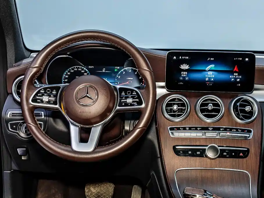 Mercedes-Benz GLC — миниатюра 24
