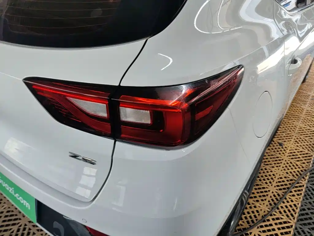 MG ZS — миниатюра 8