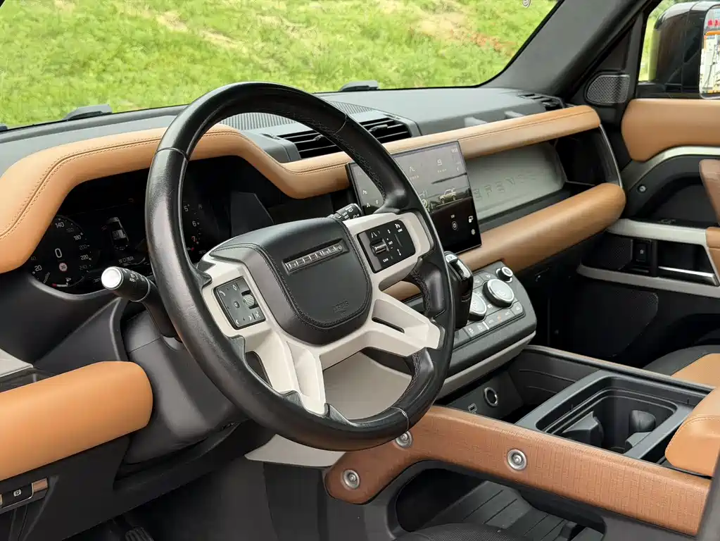 Land Rover Land Rover Defender 2024 110 3.0T P400 X-DYNAMIC HSE