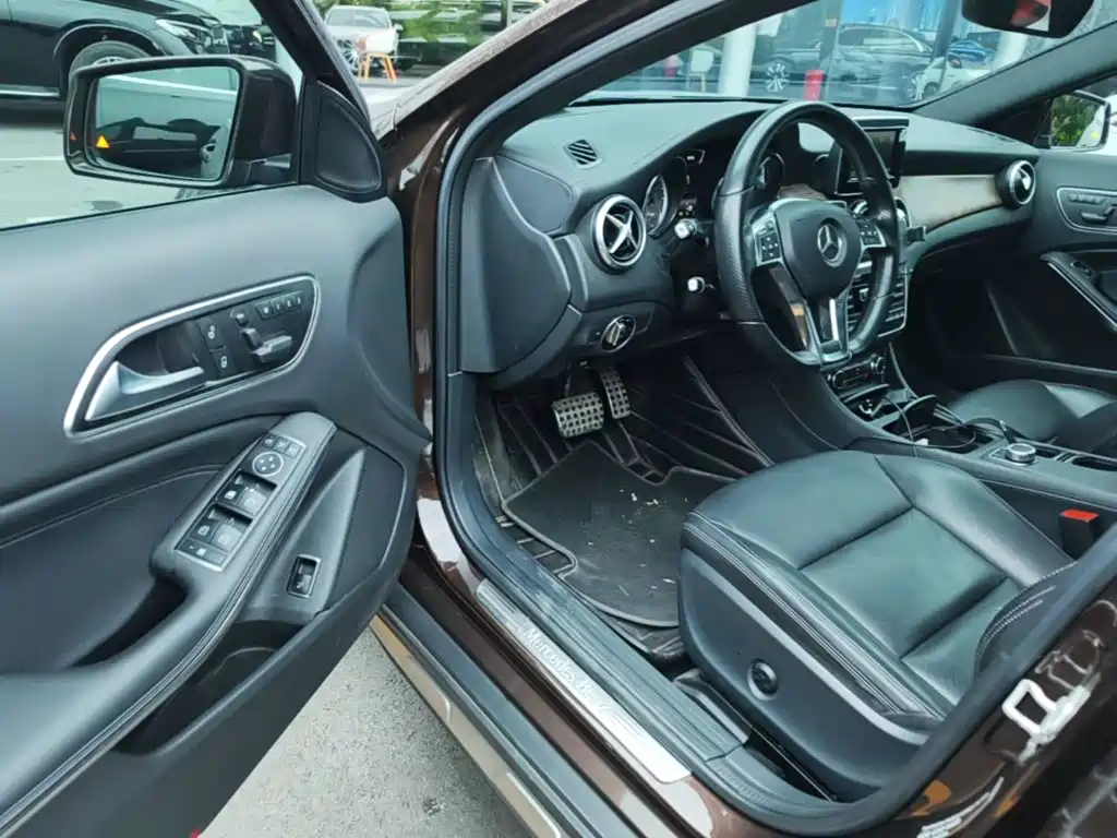 Mercedes-Benz GLA — миниатюра 21