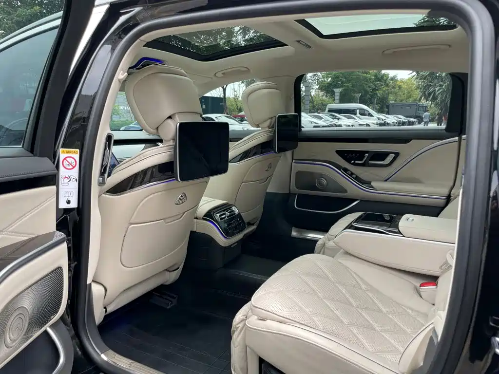 Mercedes-Benz S-Class — миниатюра 13