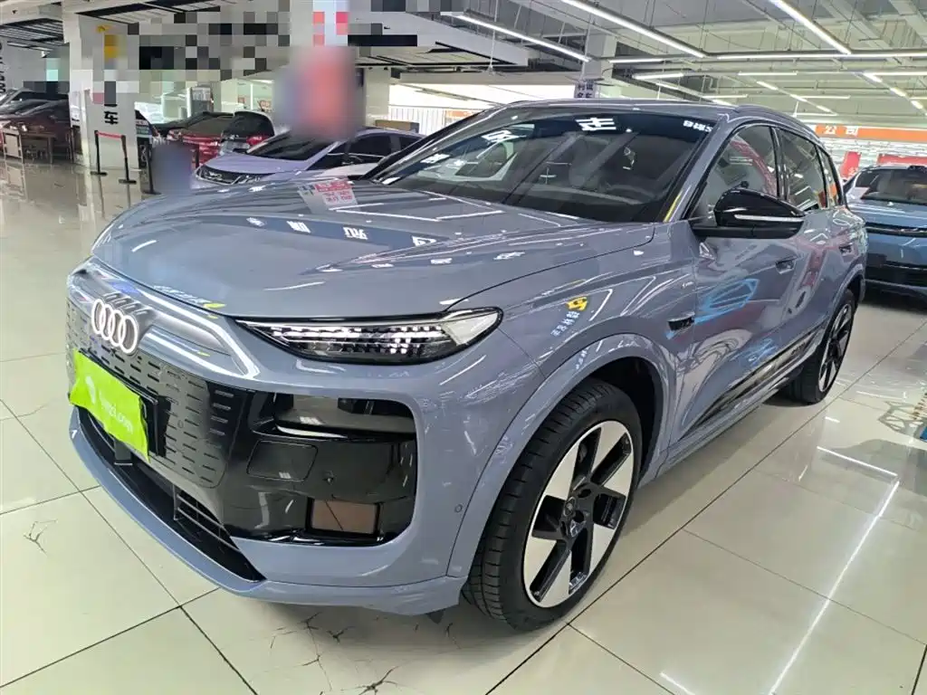 Audi 奥迪Q6L e-tron 2025