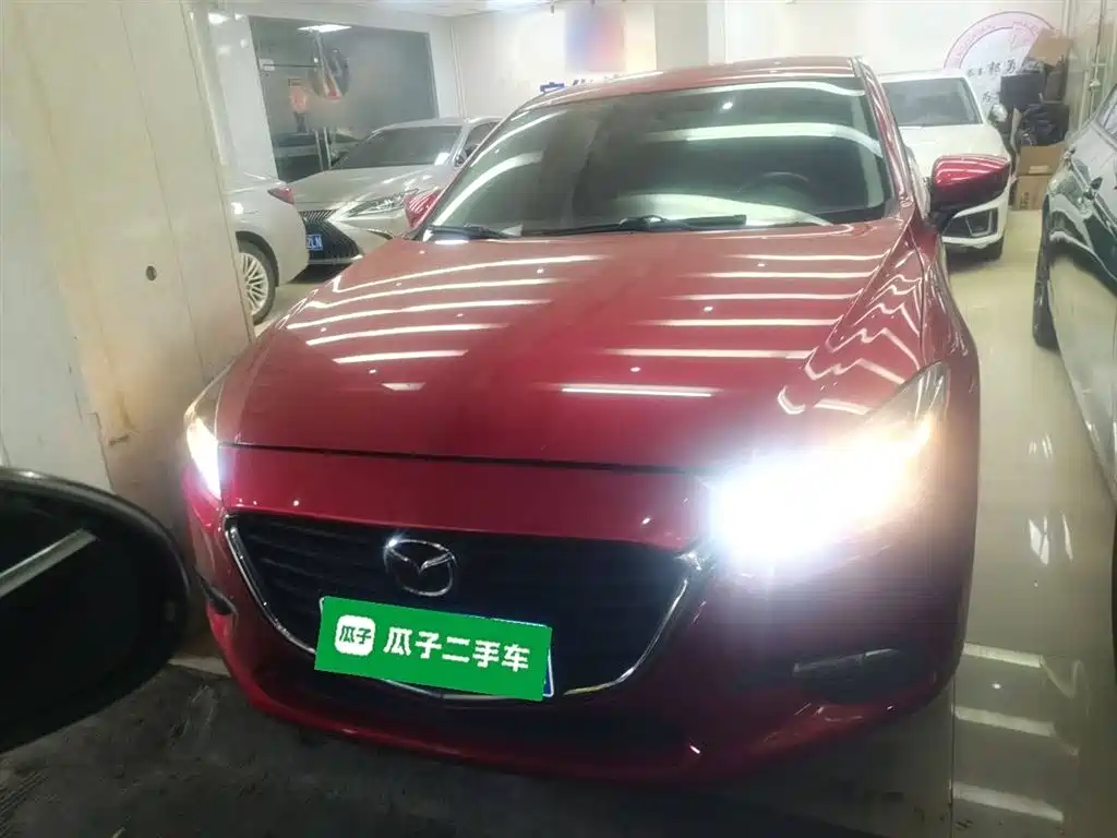 MAZDA  3 ANGKESAILA