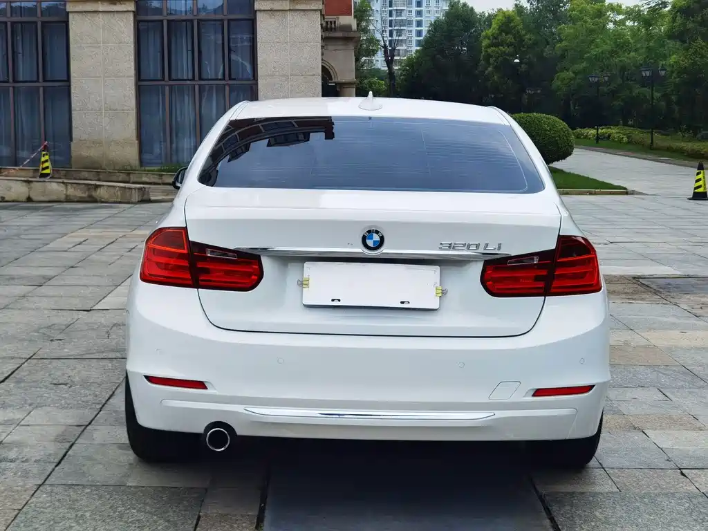BMW 3 Series — миниатюра 5