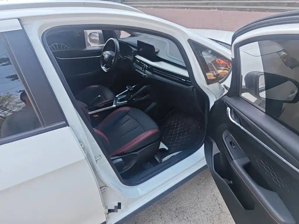 Geely Vision X3 — миниатюра 19