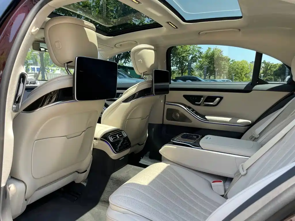Mercedes-Benz S-Class — миниатюра 13