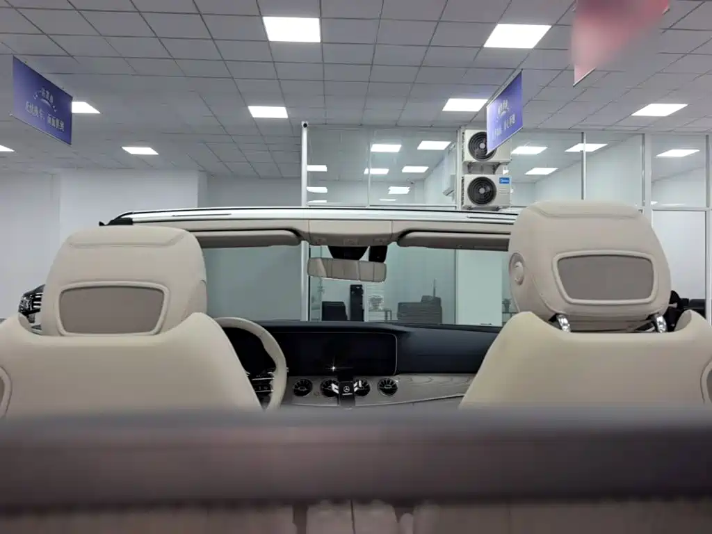 Mercedes-Benz E-Class (Import) — миниатюра 23