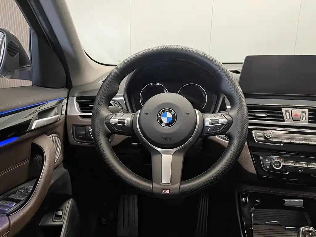 BMW X1 — миниатюра 13