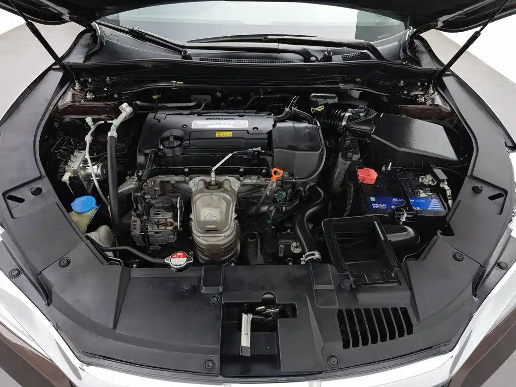 Honda Accord — миниатюра 6