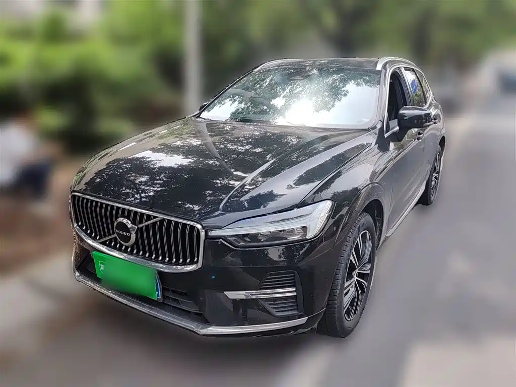 Volvo XC60 2022