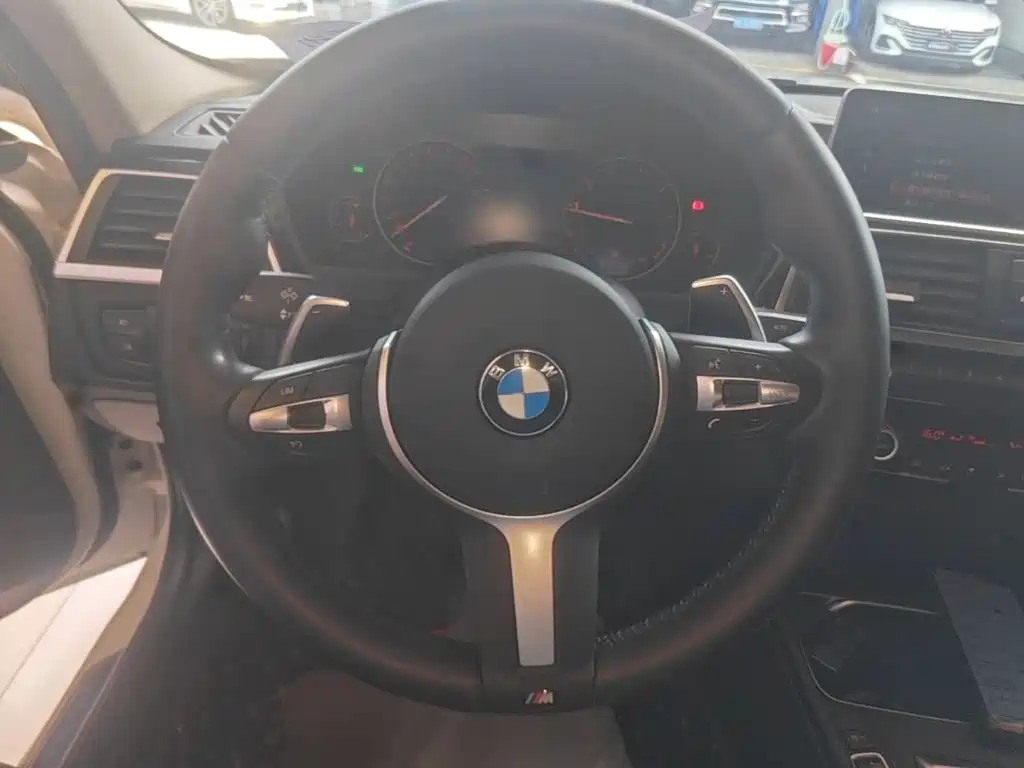 BMW 3 Series — миниатюра 7