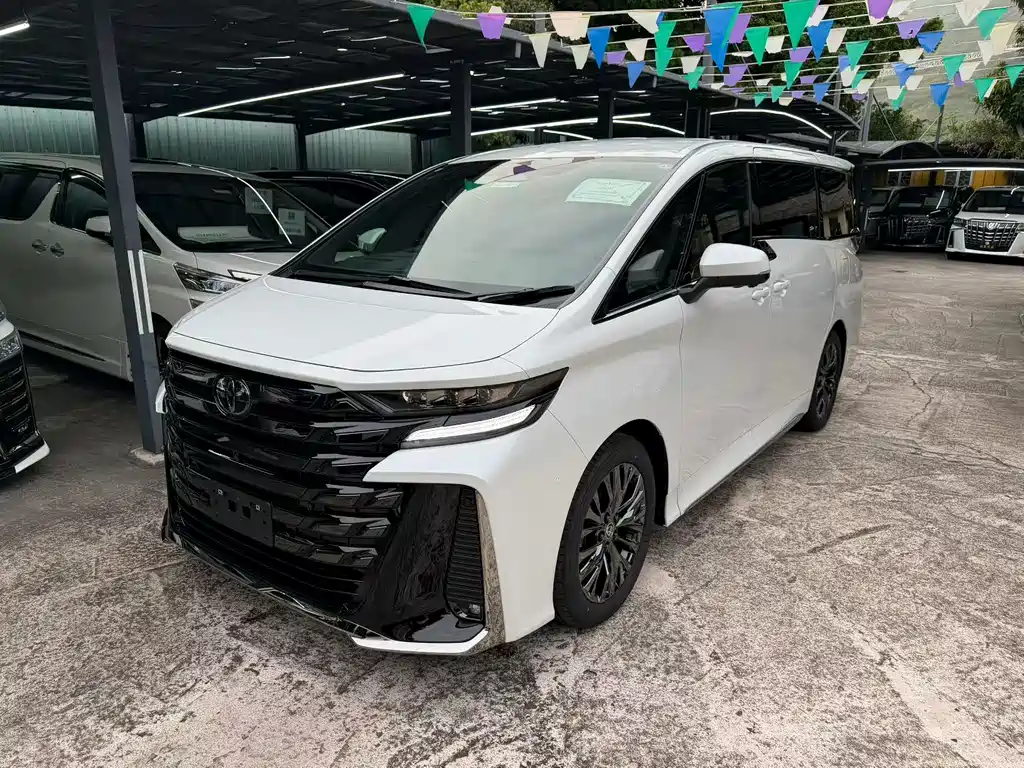 Toyota Alphard 2025 2.5L Luxury