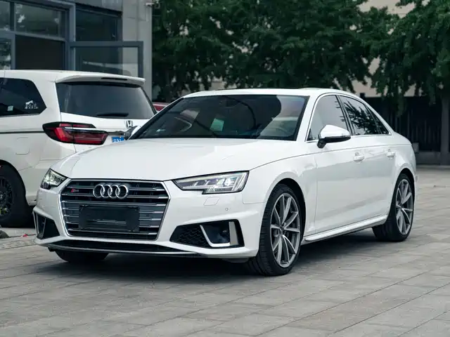 Audi S 4 2018 S 4 3.0 TFSI — фото 1