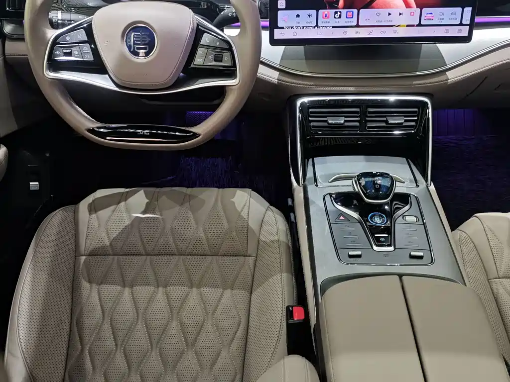 BYD Tang New Energy — миниатюра 9