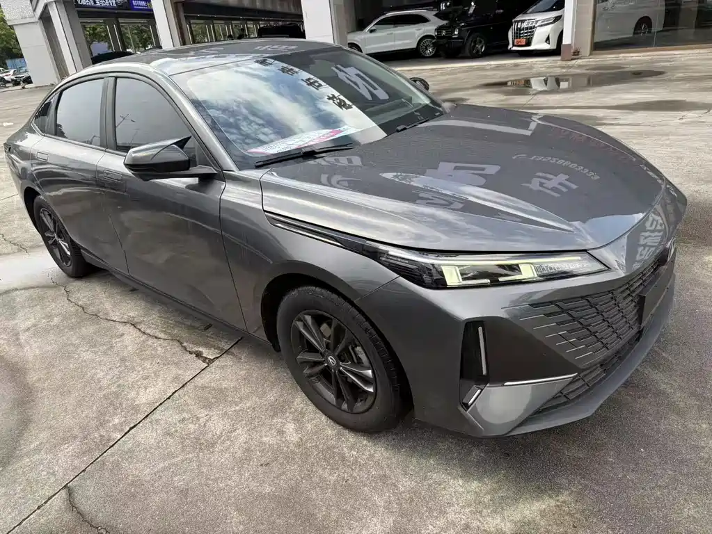 Changan Yida — миниатюра 3