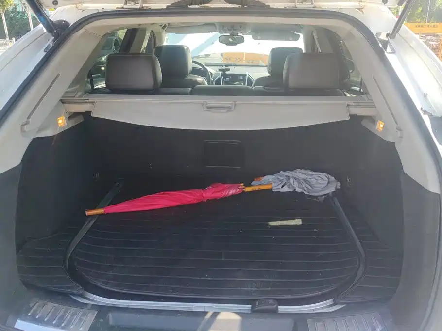 Cadillac SRX — миниатюра 4