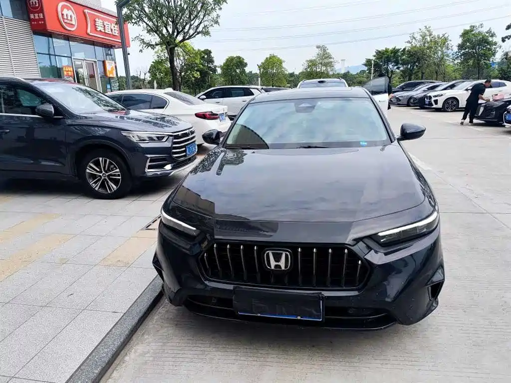 Honda Inspire — миниатюра 3