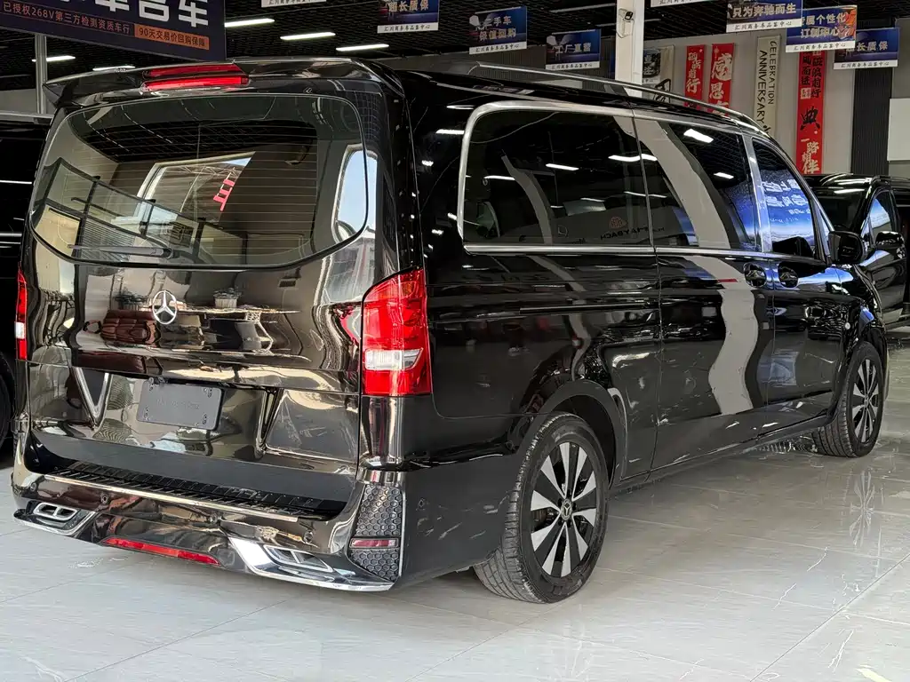 Mercedes-Benz Vito — миниатюра 14