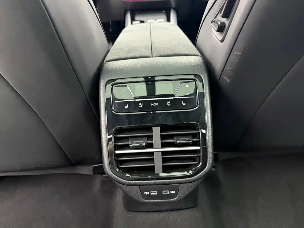 Volkswagen Passat — миниатюра 8