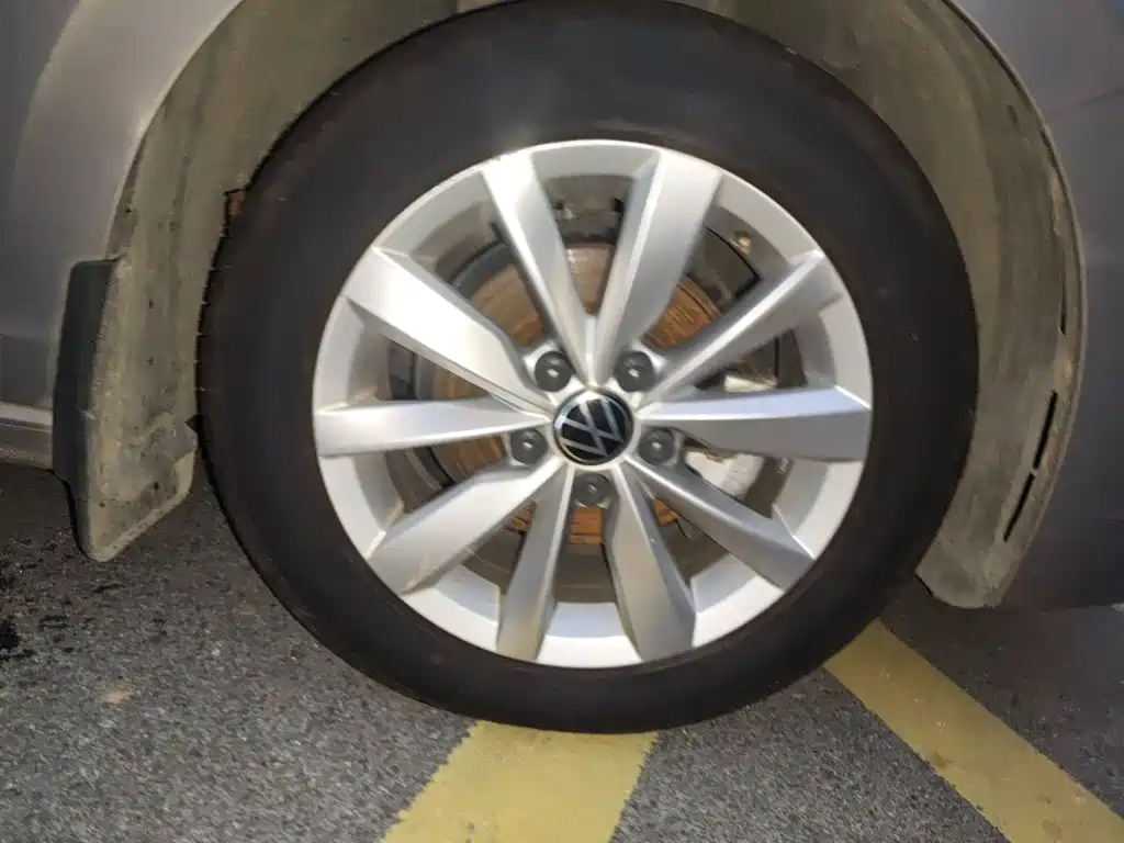 Volkswagen Bora — миниатюра 24