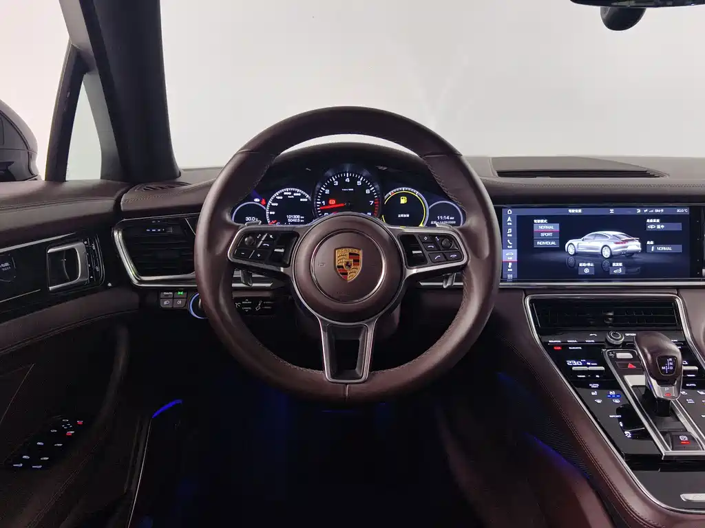Porsche Panamera — миниатюра 11