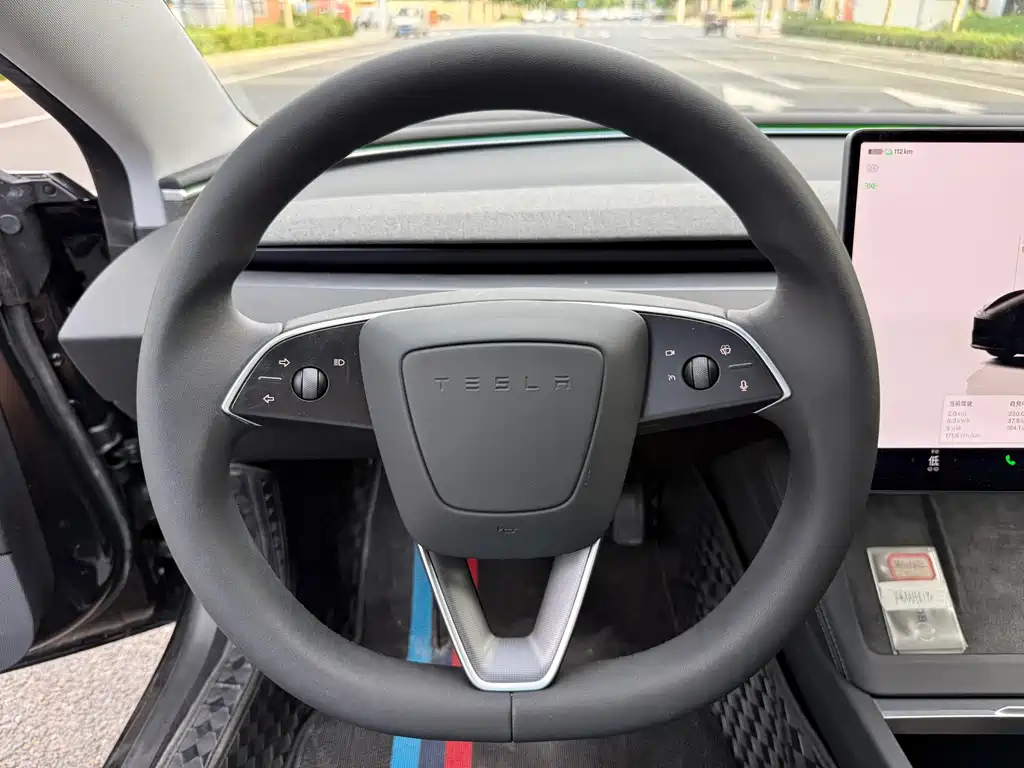 Tesla Model 3 — фотографии объявления, Фото 10