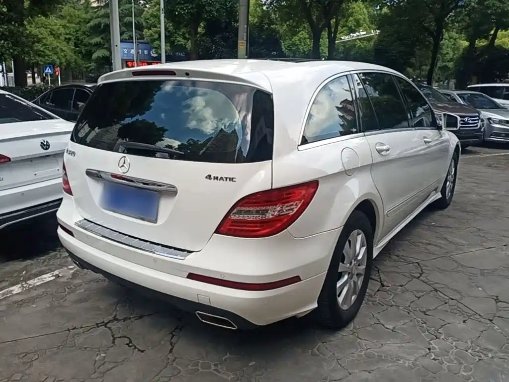 Mercedes-Benz R 2014 R 320 4MATIC