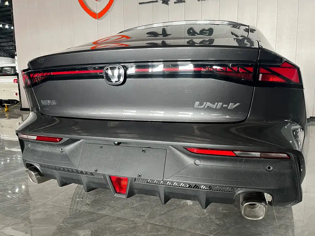 CHANGAN UNI V SMART IDD