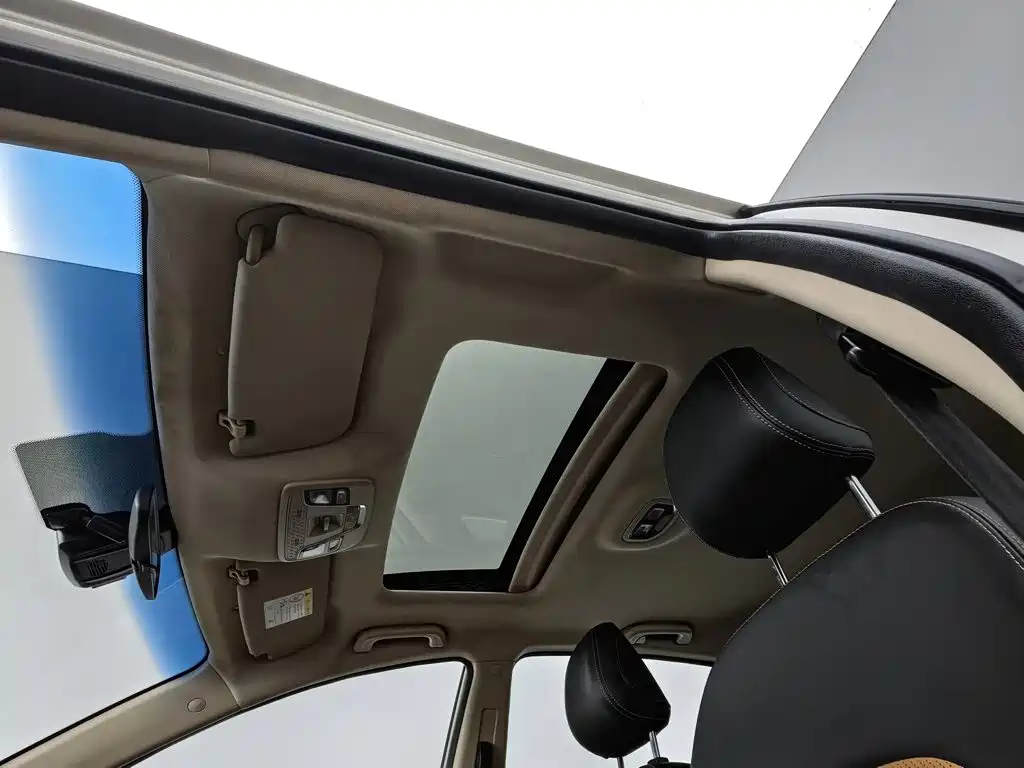 Geely Vision S1 — миниатюра 14