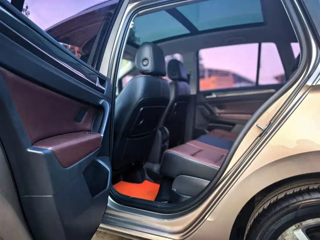Volkswagen Golf Sportsvan — миниатюра 7