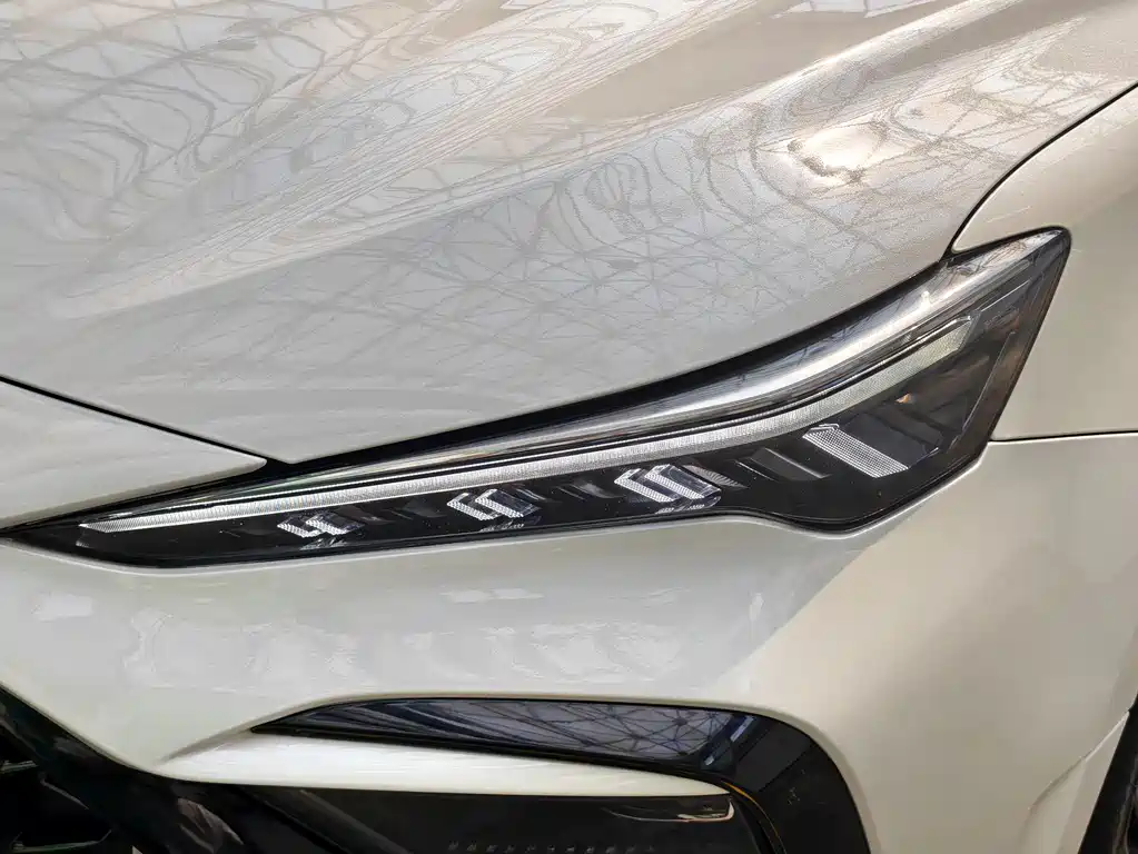 MG MG6 — миниатюра 17