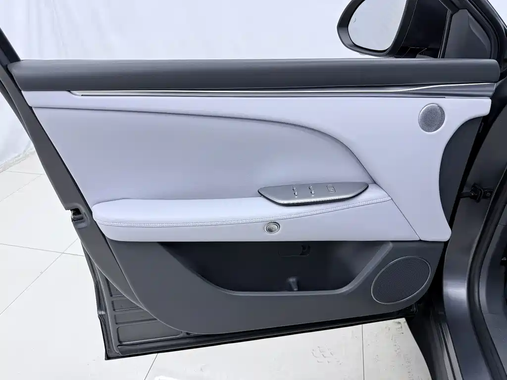 ARCFOX Alpha T5 — миниатюра 17